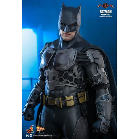 Image of The Flash (2023) - Batman & Batcycle 1:6 Scale Collectable Action Figure Set