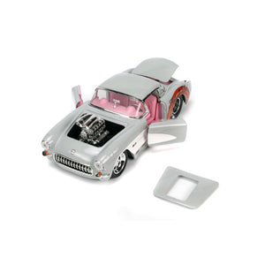 Looney Tunes - 57 Chevrolet Corvette with Bugs Bunny 1:24 Scale