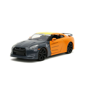 Naruto - Nissan GT-R R35 (2009) 1:24 Scale with Naruto Figure Hollywood Rides Diecast Vehicle